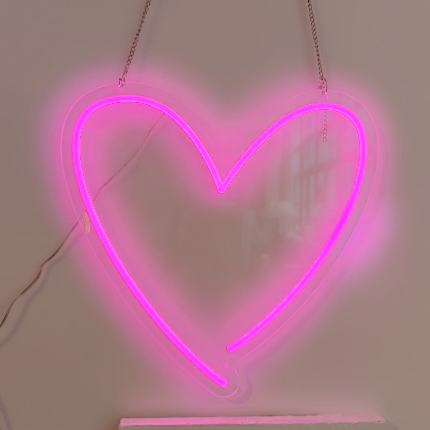 Monarosa Home - Neon Heart Shape