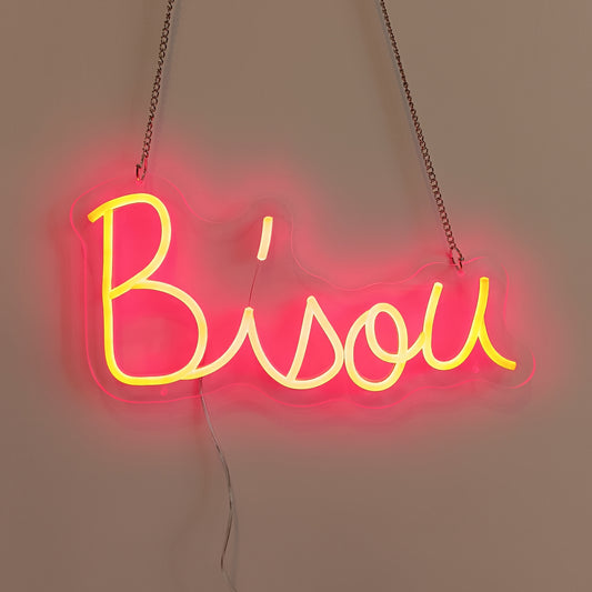 Monarosa Home - Neon Bisou