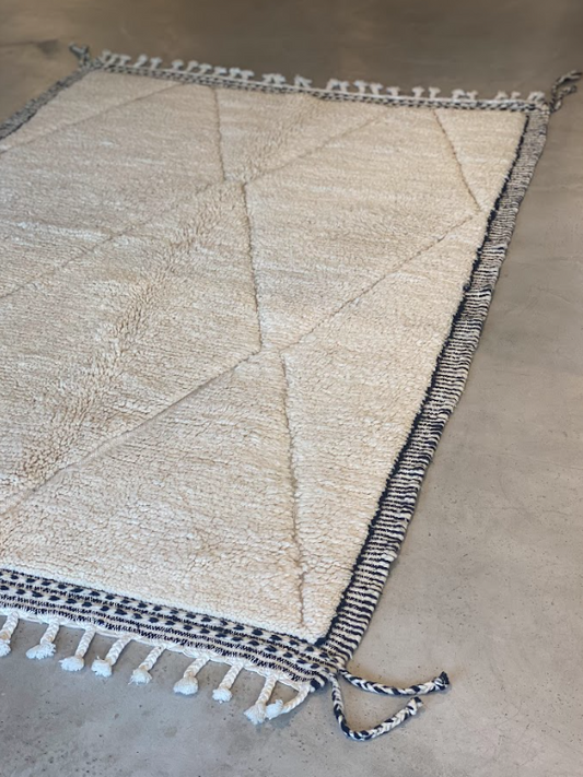 Soufiane Zarib - Beni Ourain Rug/Carpet (Model 6) Soufiane Zarib